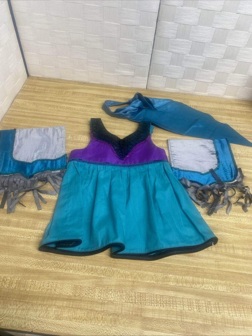 Handmade Girl’s Cowgirl Western Dance Costume Sz 3T Or 4T Sequins Fringes